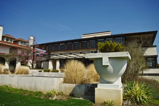 The Westcott House, a Frank Lloyd Wright Prairie-style house in Springfield, Ohio